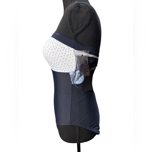 NWT Tommy Hilfiger Swimsuit - Picture 3 of 7